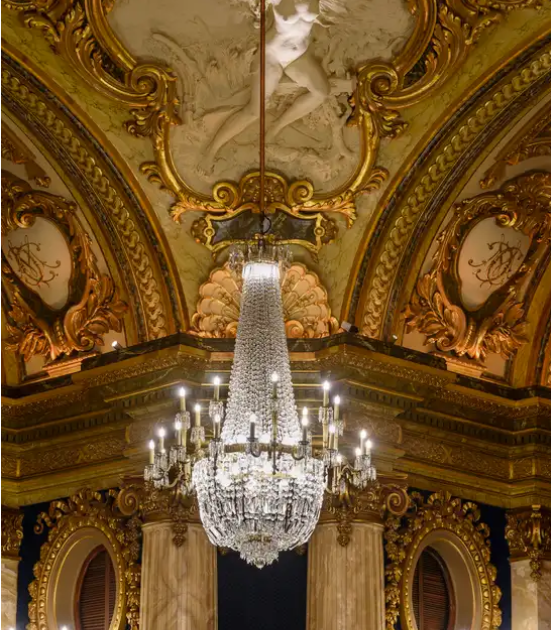 The Lights of Monte Carlo
